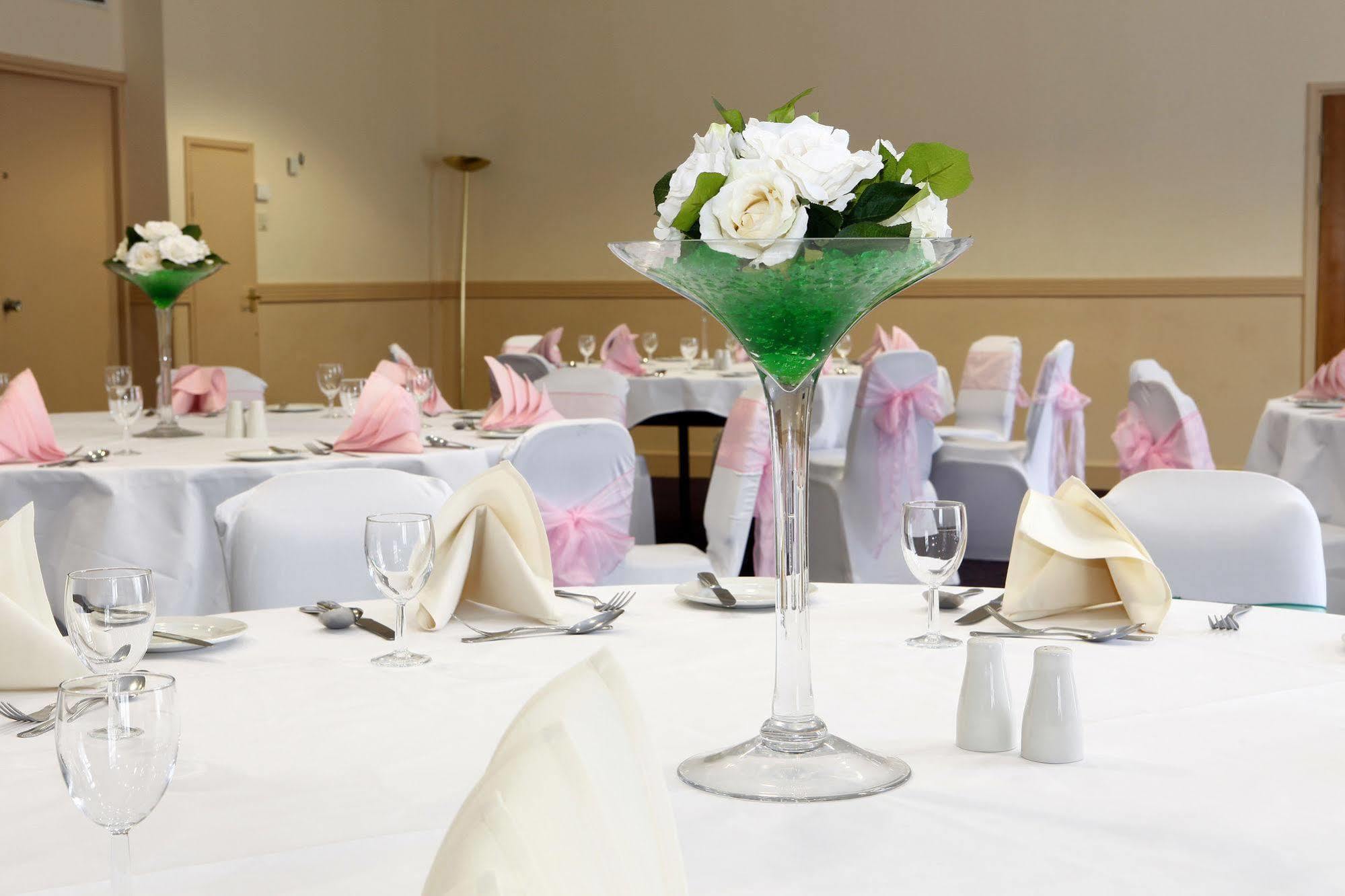 Mercure Wigan Oak Hotel Extérieur photo